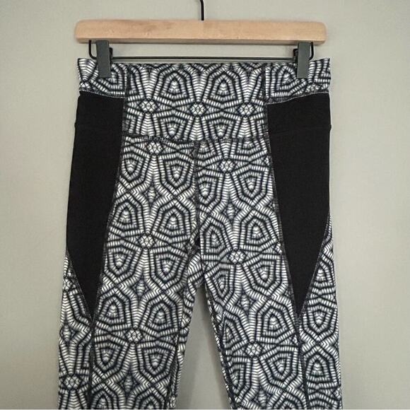 Athleta Leggings Pants Medium - Picture 4 of 7